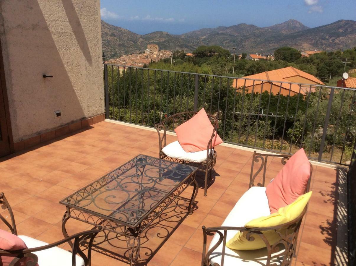 Bright Modern Country Home Castelbuono  Extérieur photo